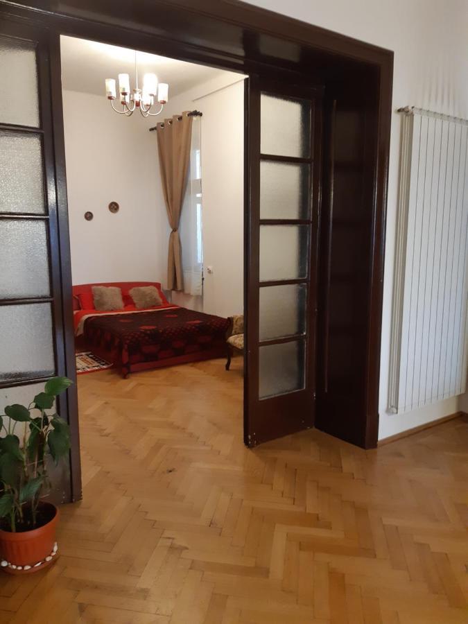 Apartament Piata Sfatului